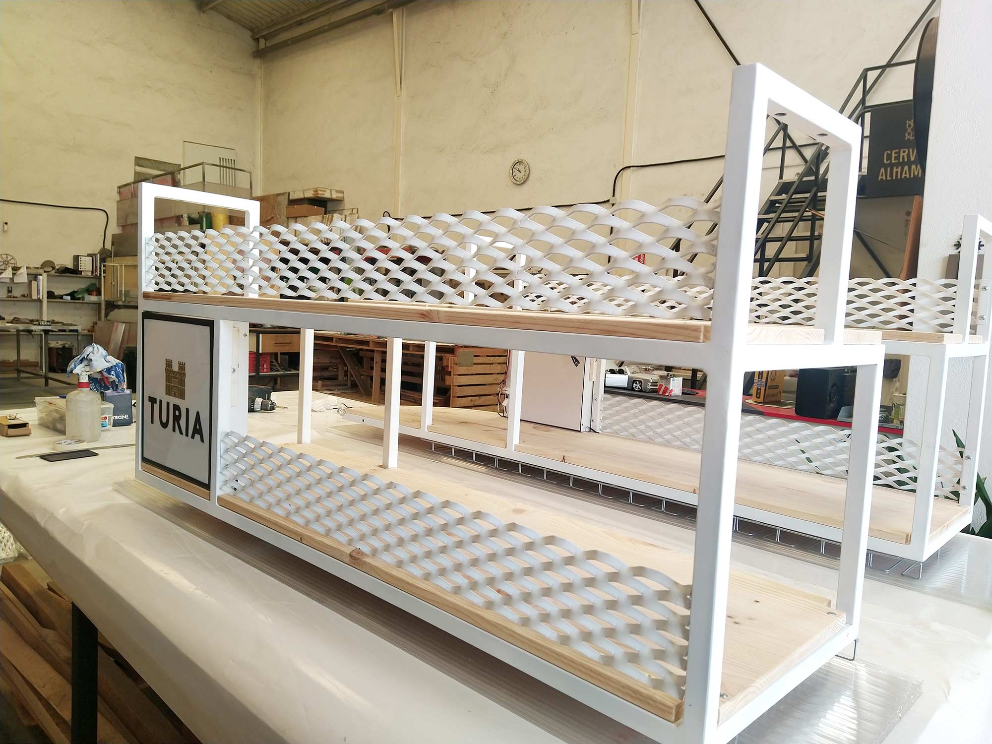 Fabricación de copero metálico