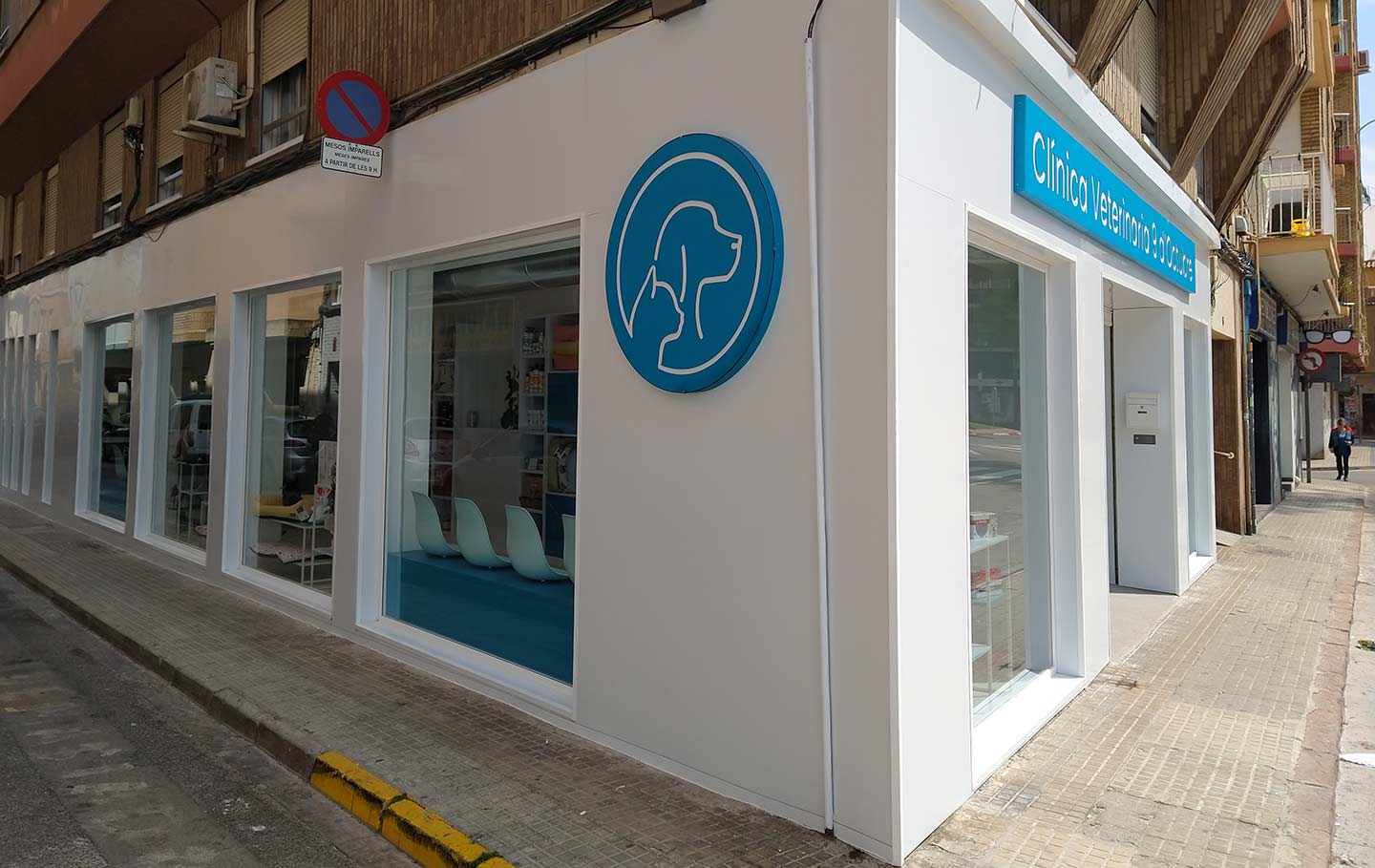 Rótulo clínica veterinaria